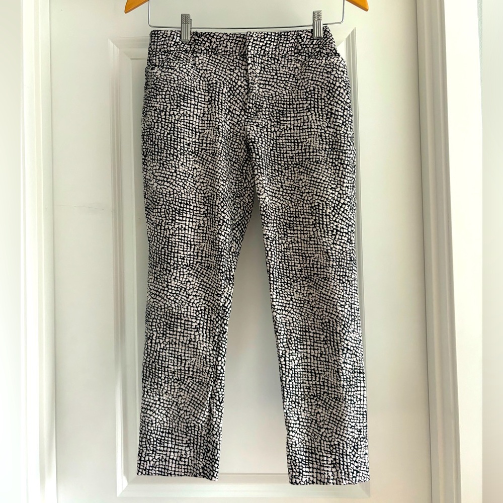 Banana Republic Sloan Crop pants, Petite 8.